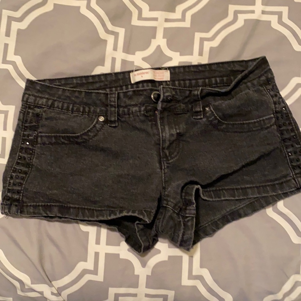 No boundaries shorts